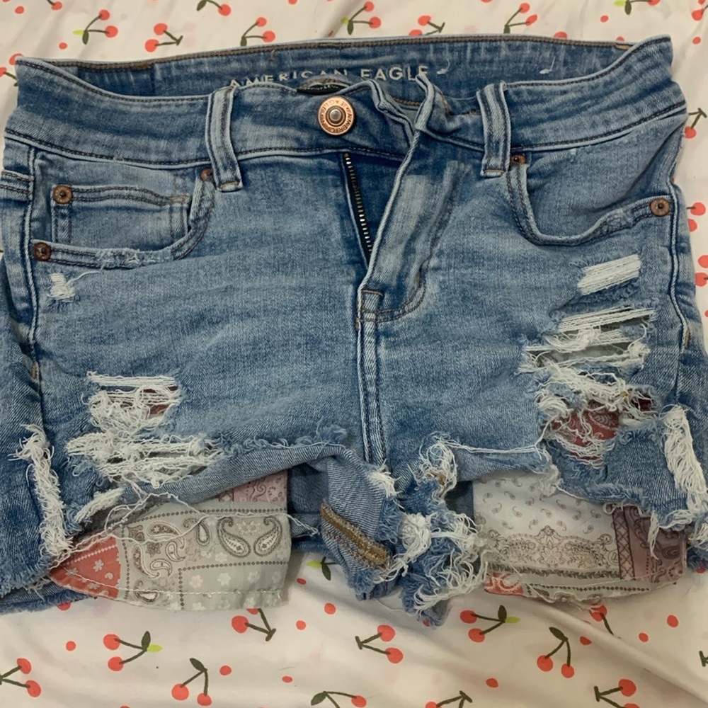 cute bandanna shorts!!